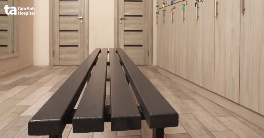 môi trường ẩm ướt là nguyên nhân