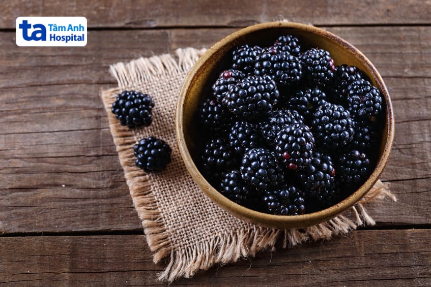 người chạy thận nên ăn trái cây gì, mâm xôi đen