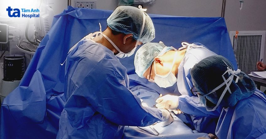 phẫu thuật sa tinh hoàn là phương pháp điều trị