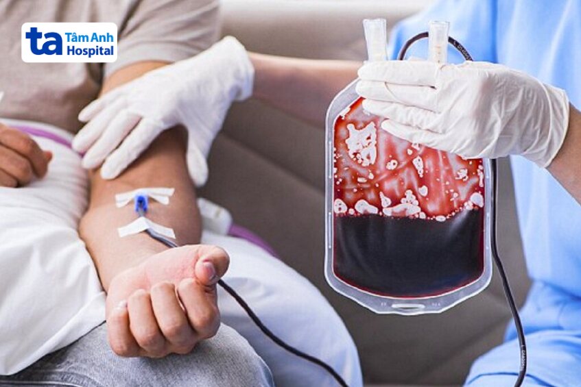 tiêm vaccine có được hiến máu không