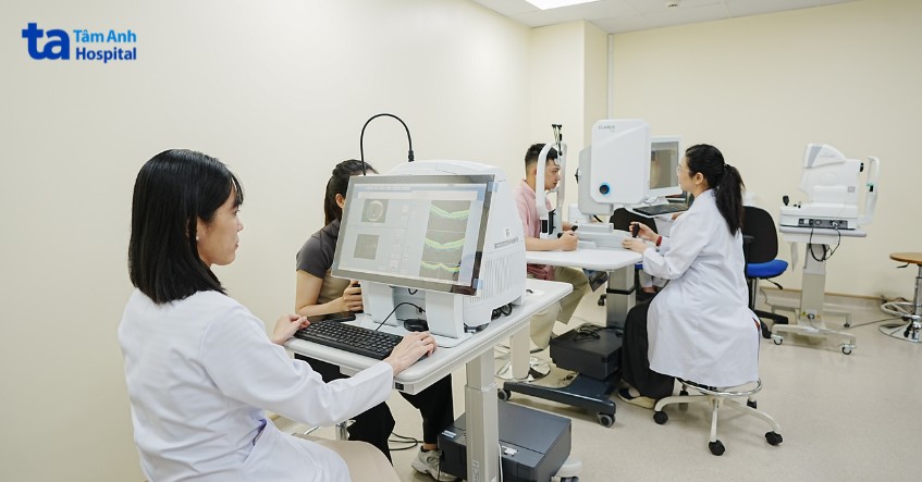 trung tâm mắt chẩn đoán bệnh về mắt