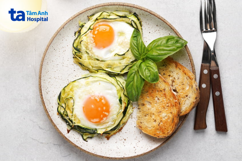 Ung thư phổi có ăn được trứng gà không?