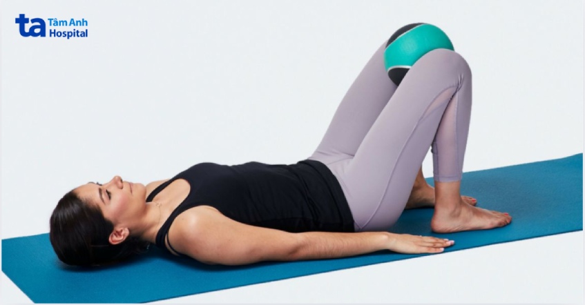 bài tập bóp bóng sàn chậu