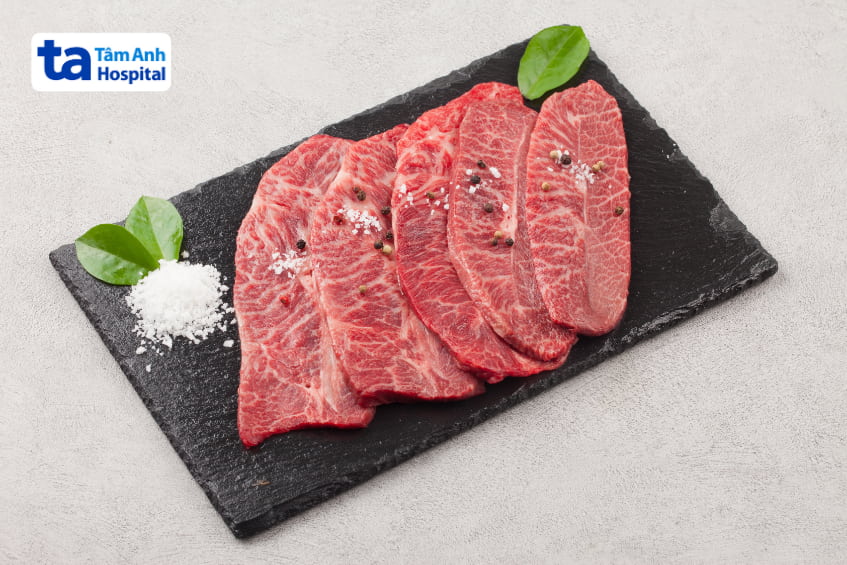Bệnh gan có ăn được thịt bò không?