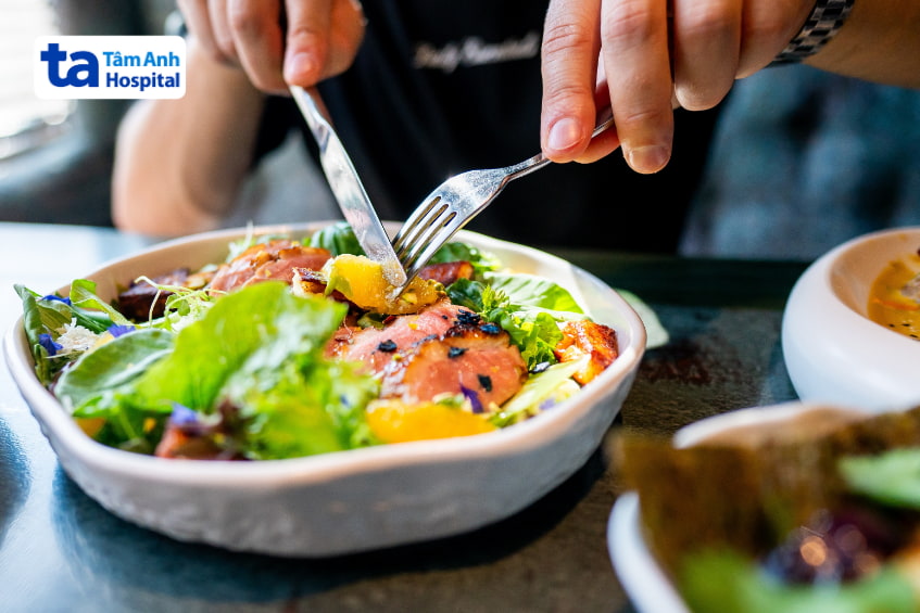 Cách ăn thịt bò đúng cách cho người bệnh gan