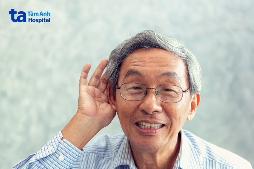 Những ai dễ mắc bệnh lãng tai?
