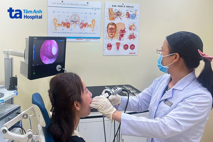 bị hóc dị vật