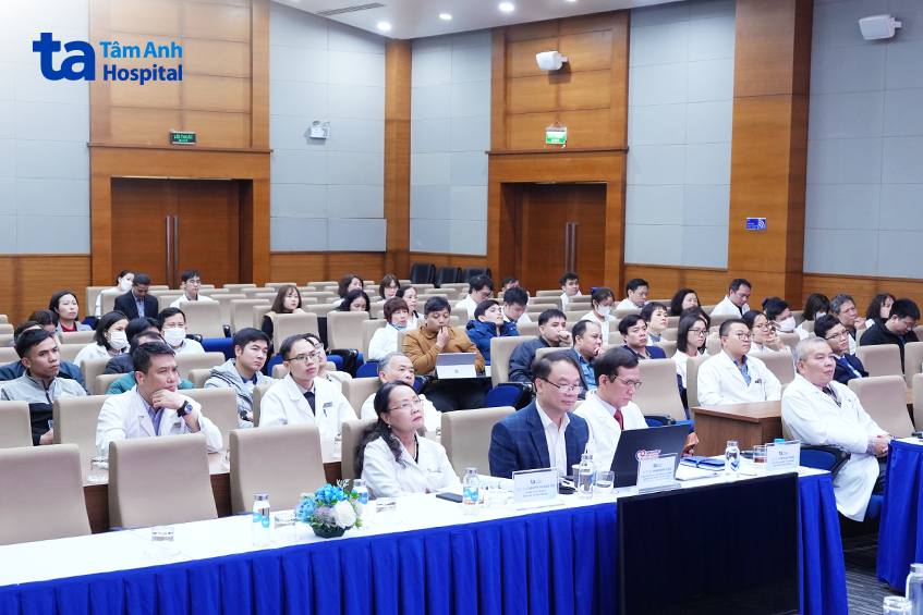 can thiệp động mạch vành phức tạp, nguy cơ cao ở người bệnh