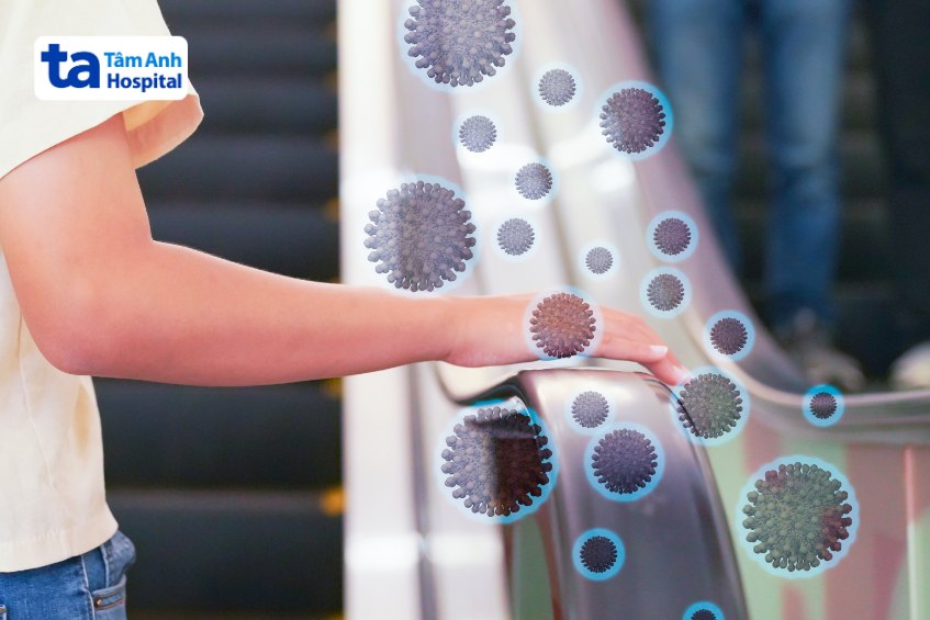 cúm mùa có thể lây qua tiếp xúc