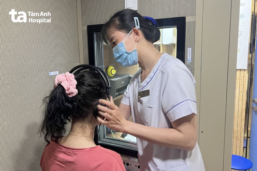 Làm sao để biết chắc chắn có bị điếc hay không?