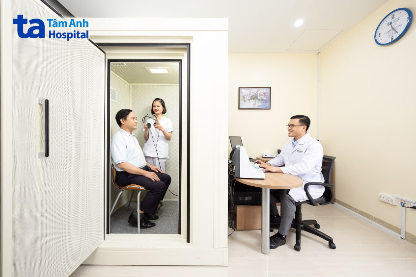 Điếc đột ngột có tự khỏi không?