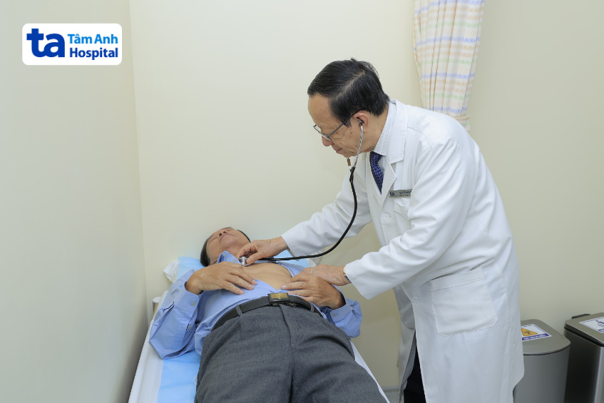 Trong quá trình điều trị rối loạn nhịp tim, bệnh nhân cần tái khám theo đúng lịch hẹn của bác sĩ