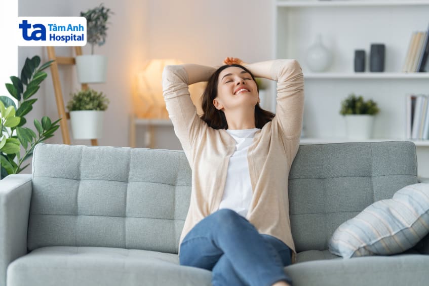 giữ tinh thần thoải mái giúp giảm đau đầu