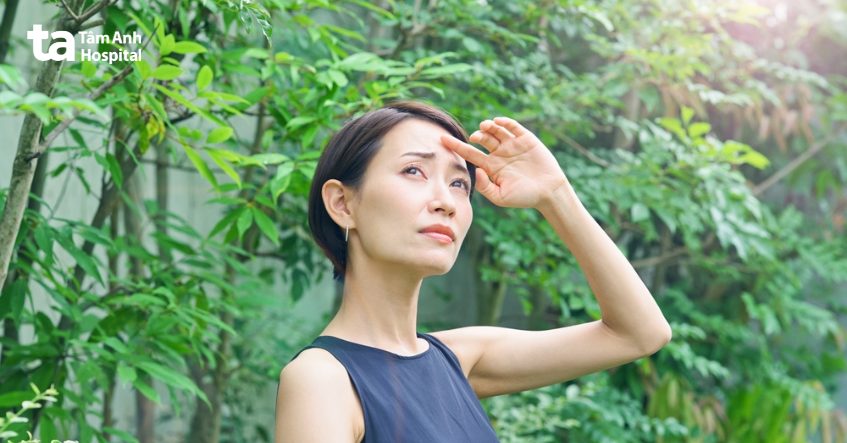 liên hệ bác sĩ nếu khó chịu
