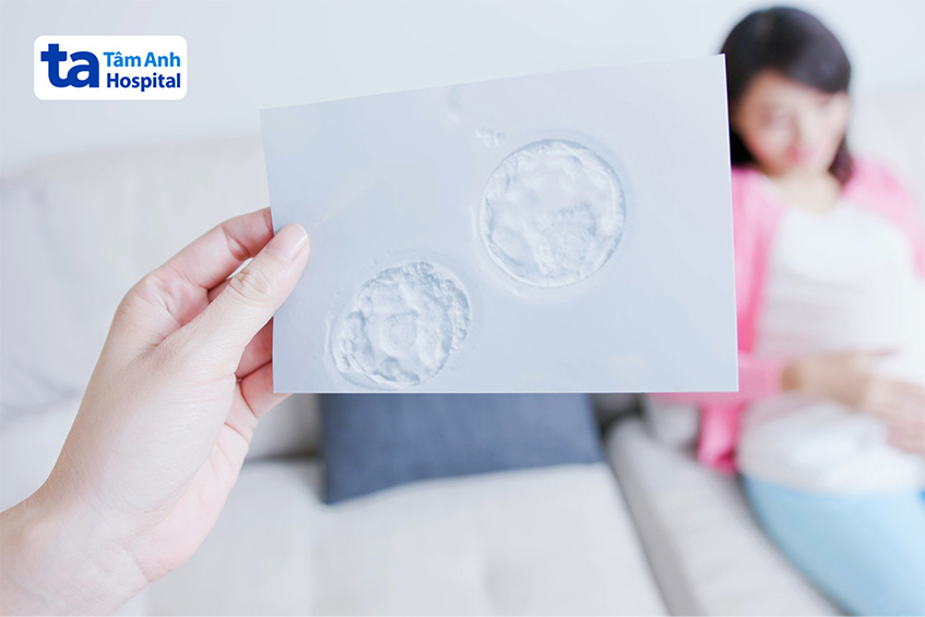 Thai đôi IVF yêu cầu được theo dõi chặt chẽ hơn
