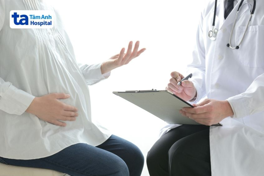 Thai phụ nên đi khám ngay khi nhận thấy dấu hiệu ra máu nghi ngờ sinh non