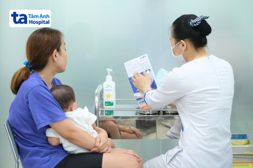 tiêm vaccine ngừa cúm định kỳ hàng năm