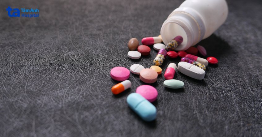 tiểu không kiểm soát uống thuốc gì