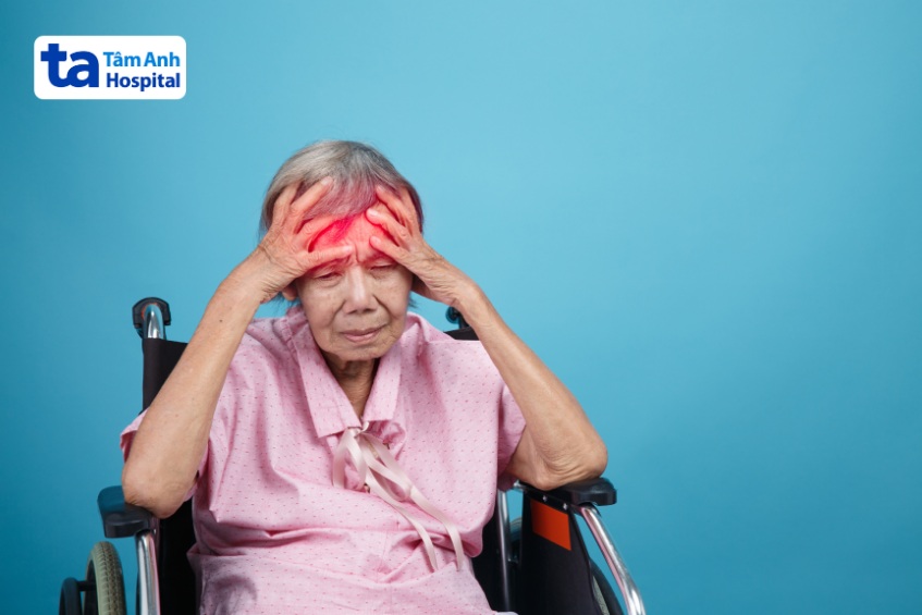 triệu chứng biến chứng muộn xuất huyết dưới nhện