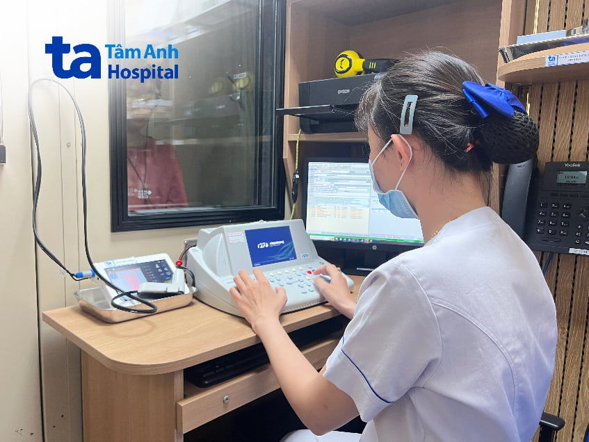 Đánh giá, chẩn đoán điếc đột ngột