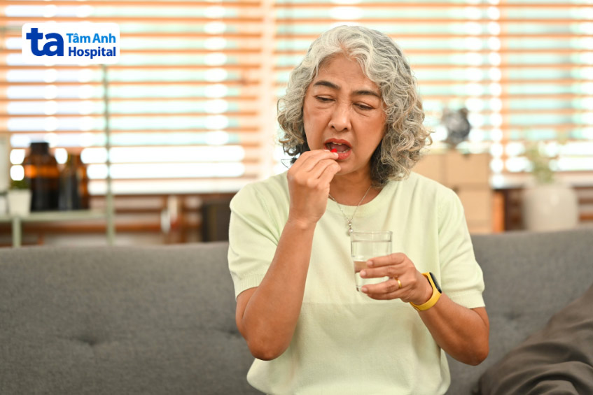 Người bệnh cần tuân thủ dùng thuốc theo đúng phác đồ để đạt hiệu quả điều trị tốt