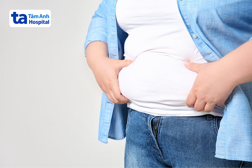 Dân gian có câu “Bụng càng to, lò xo càng ngắn” chỉ tình trạng vùi dương vật ở nam giới béo phì