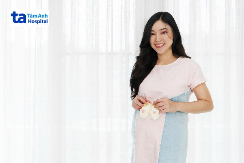 Xét nghiệm beta hCG được khuyến nghị thực hiện khoảng 11-13 ngày kể từ thời điểm chuyển phôi