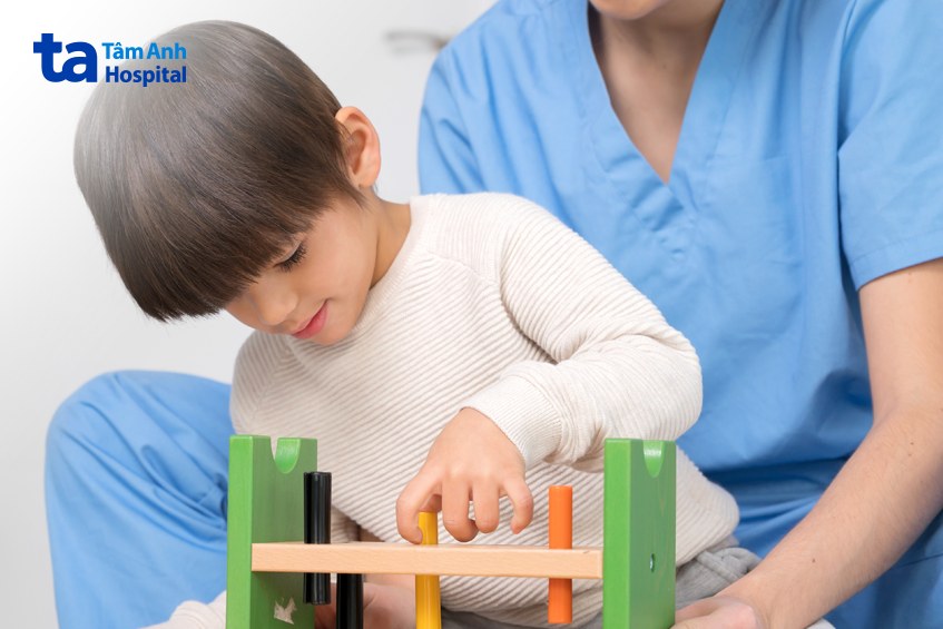 Bại não thể co cứng là tình trạng vĩnh viễn