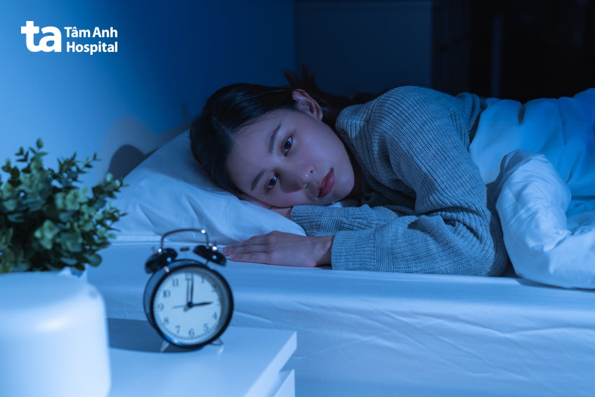 Lý do khiến ăn đêm dễ béo