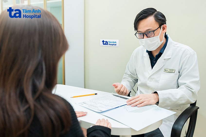 bác sĩ ngọc tư vấn phác đồ điều trị giảm cân chuẩn y khoa