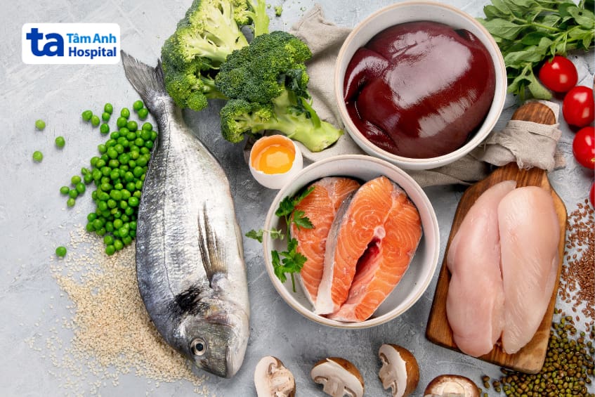 Hướng dẫn ăn trứng gà đúng cách cho người bệnh gan