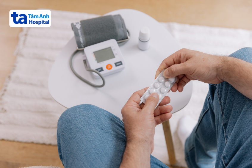 Bệnh nhân tăng huyết áp cần kiểm soát tốt bệnh để giảm nguy cơ biến chứng lên tim mạch