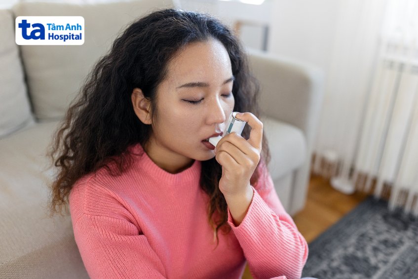 hít corticoid có thể giúp giảm nhanh cơn khó thở