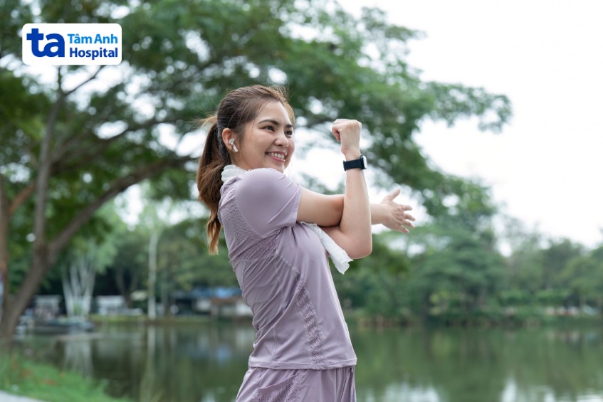 khởi động tránh đột quỵ do chơi thể thao