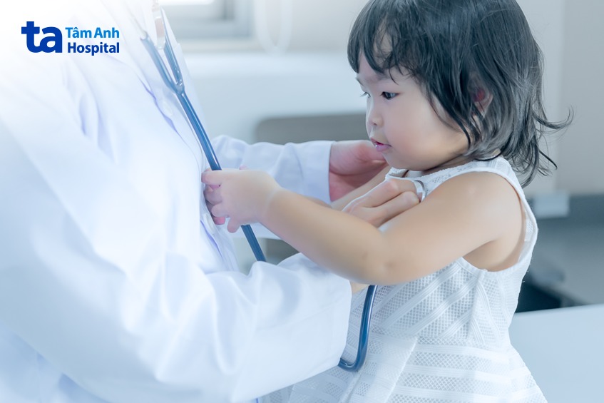 kiểm soát hiệu quả hen phế quản ở trẻ cần tuân thủ phác đồ điều trị