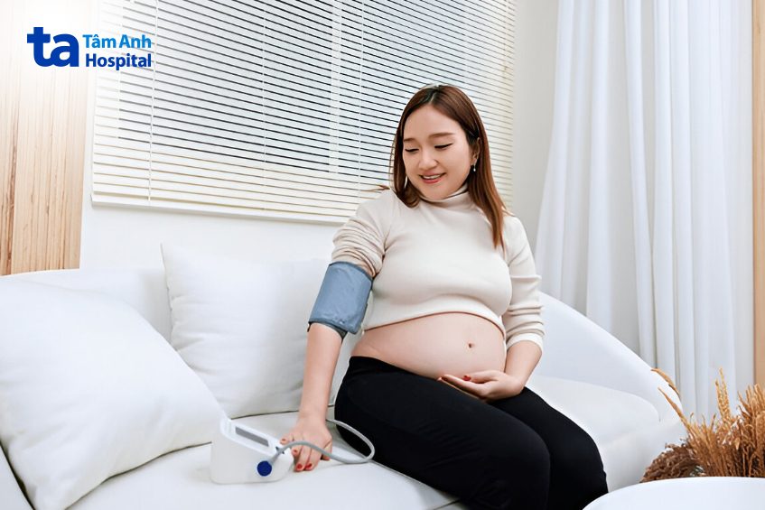 lời khuyên của bác sĩ cho mẹ hội chứng thận hư khi sinh con