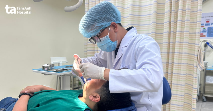 Lưu ý trong chăm sóc sau nhổ răng khôn tại nhà