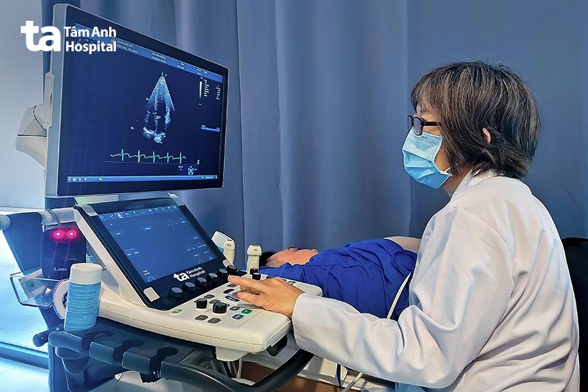 Siêu âm kiểm tra mức độ gan nhiễm mỡ của người thừa cân, béo phì