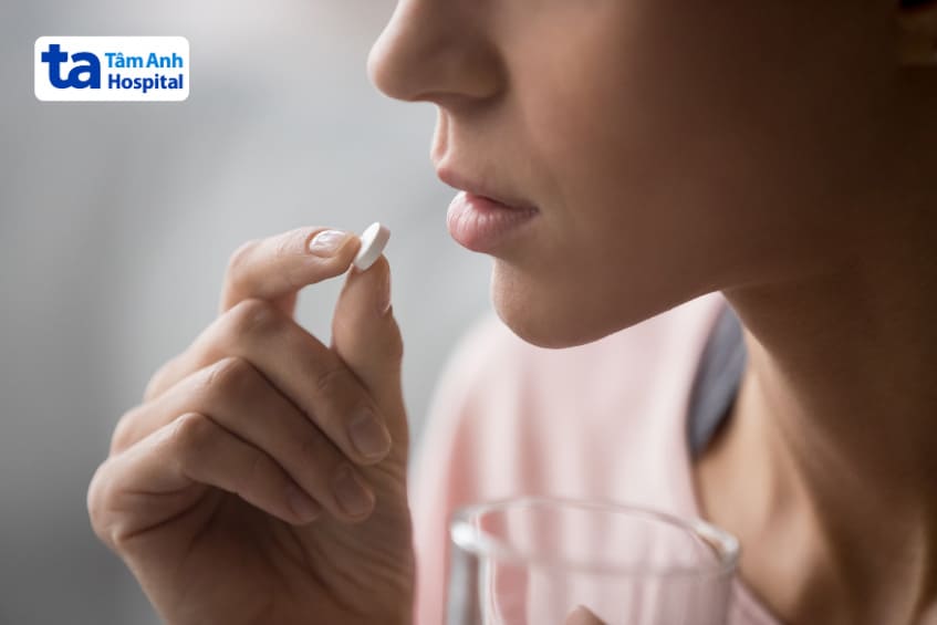 tác dụng phụ của thuốc có thể gây đau đầu tim đập nhanh