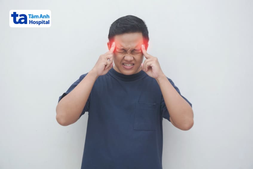 thiếu máu não có gây đau đầu không