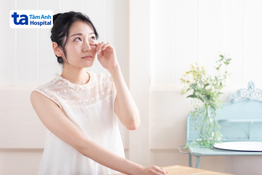triệu chứng tổn thương dây thần kinh số 6