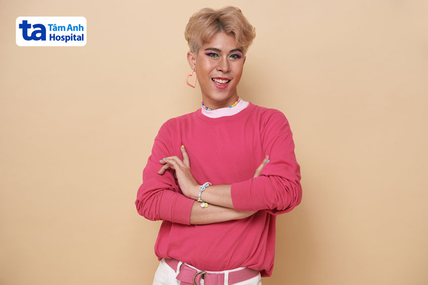 trở về bản dạng giới của mình bằng phẫu thuật