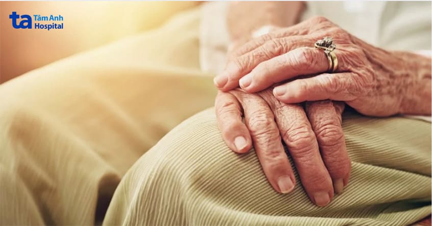 bệnh bí tiểu ở người già rất nguy hiểm