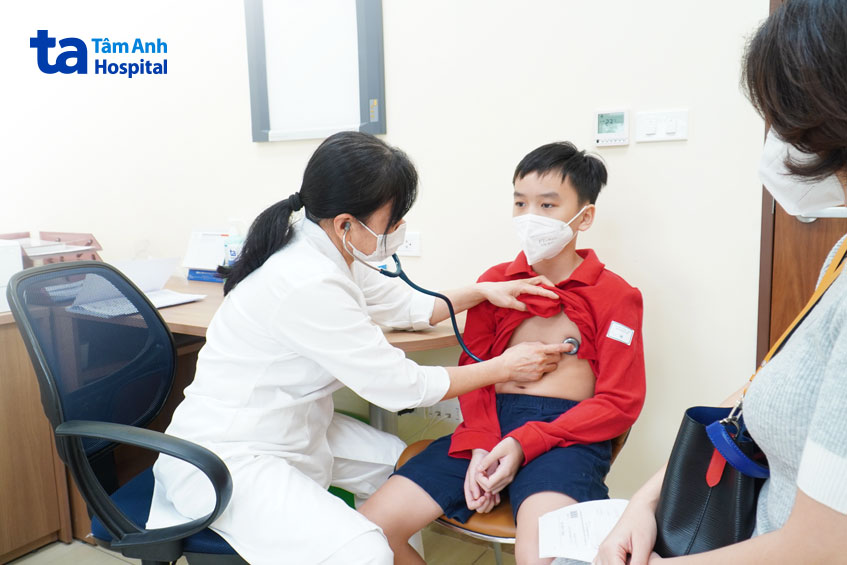 Trẻ em sử dụng thuốc Klacid