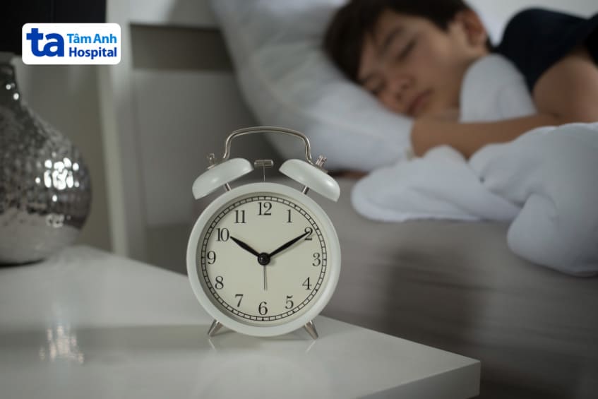 đi ngủ lúc 22h giảm cảm giác thèm ăn