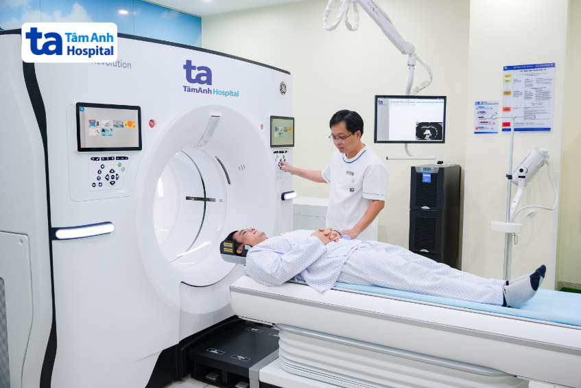 hệ thống chụp CT 1975 lát cắt hiện đại 