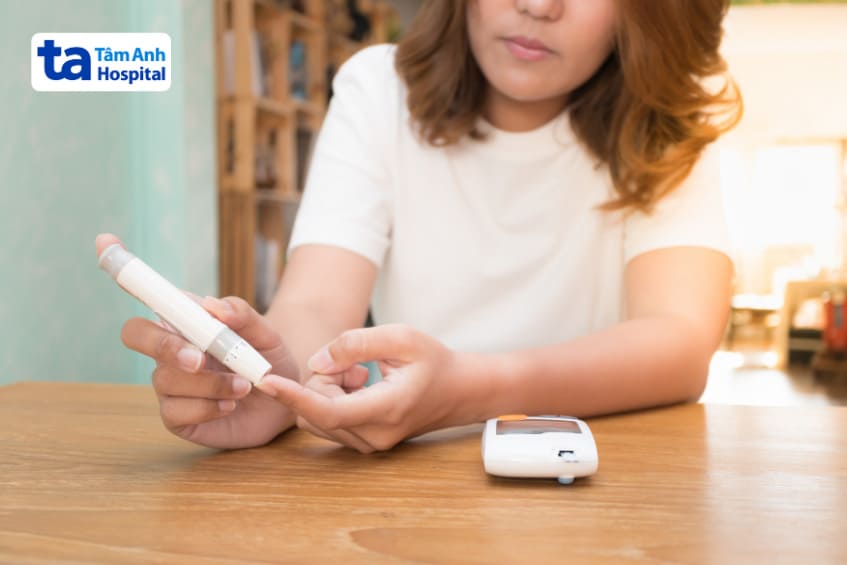 hoa mắt chóng mặt đau đầu có thể do hạ đường huyết