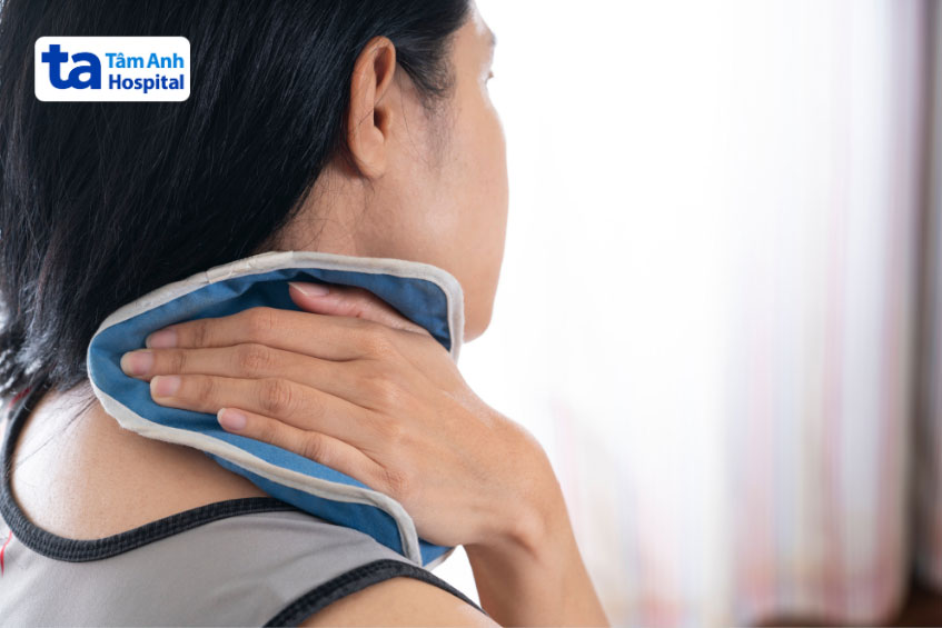 Liệu pháp nhiệt giúp cải thiện đau cổ vai gáy
