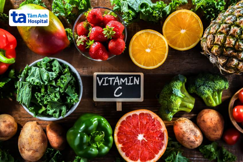 nên ăn thực phẩm giàu vitamin c khi tiêm vaccine