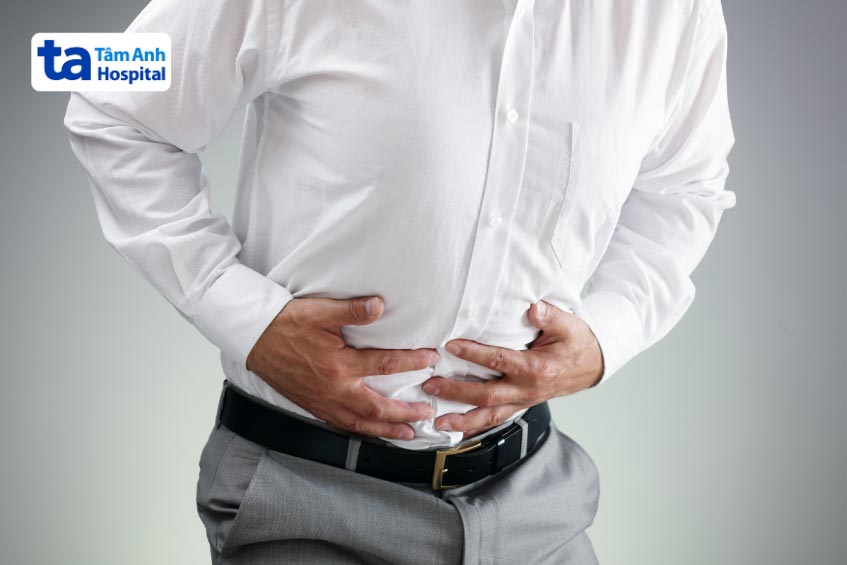 người bị viêm hạch mạc treo